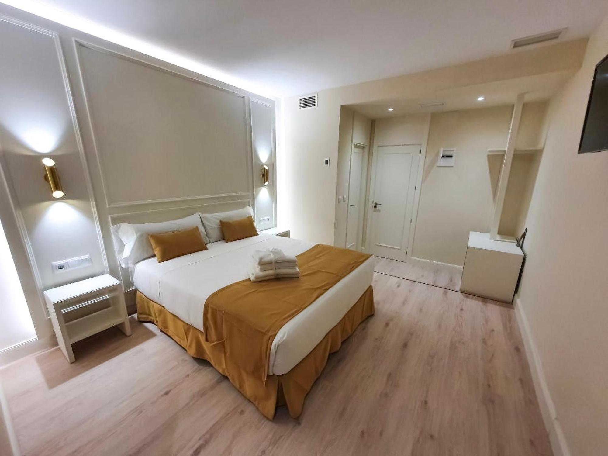 Guest house Opera Stays By Charming