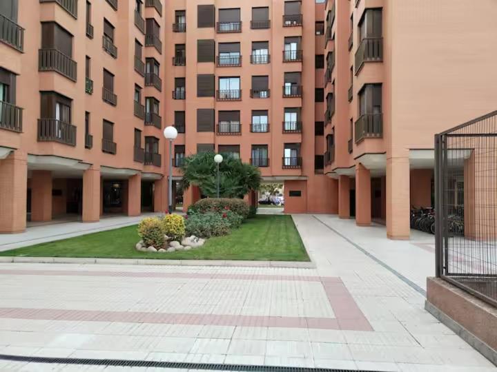 Apartamento Areropuerto Wanda En Plenilunio 3 3 B Madri