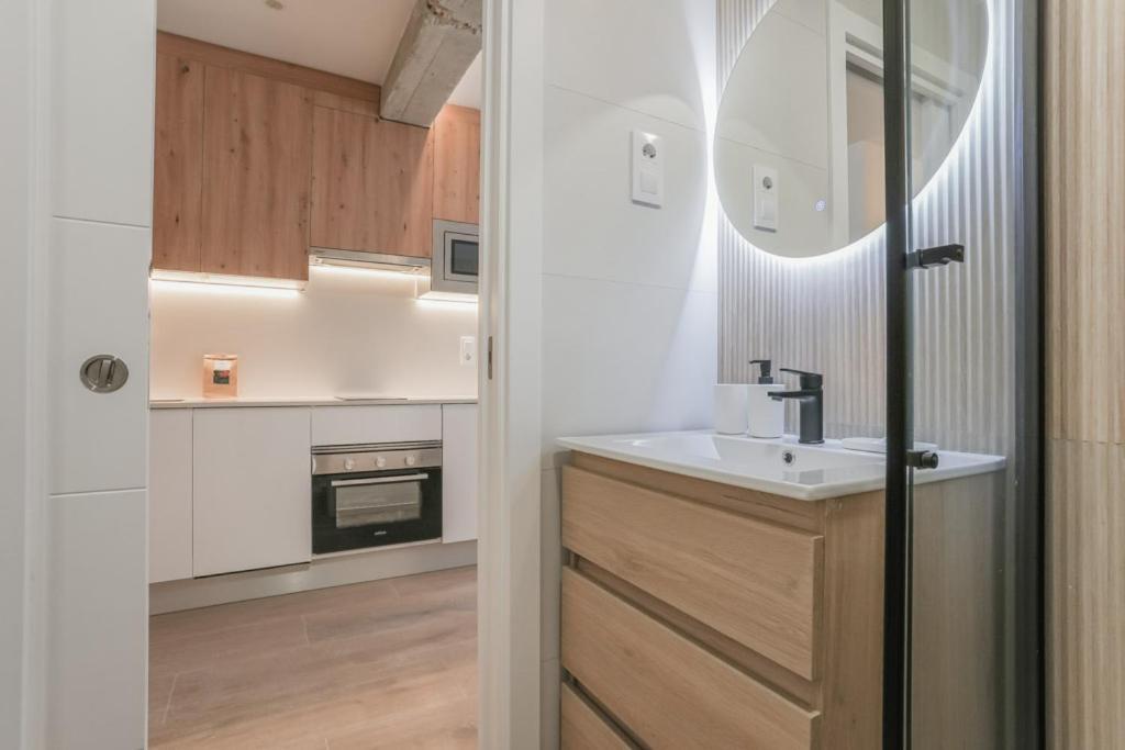 Modern And Bright - Cuzco *