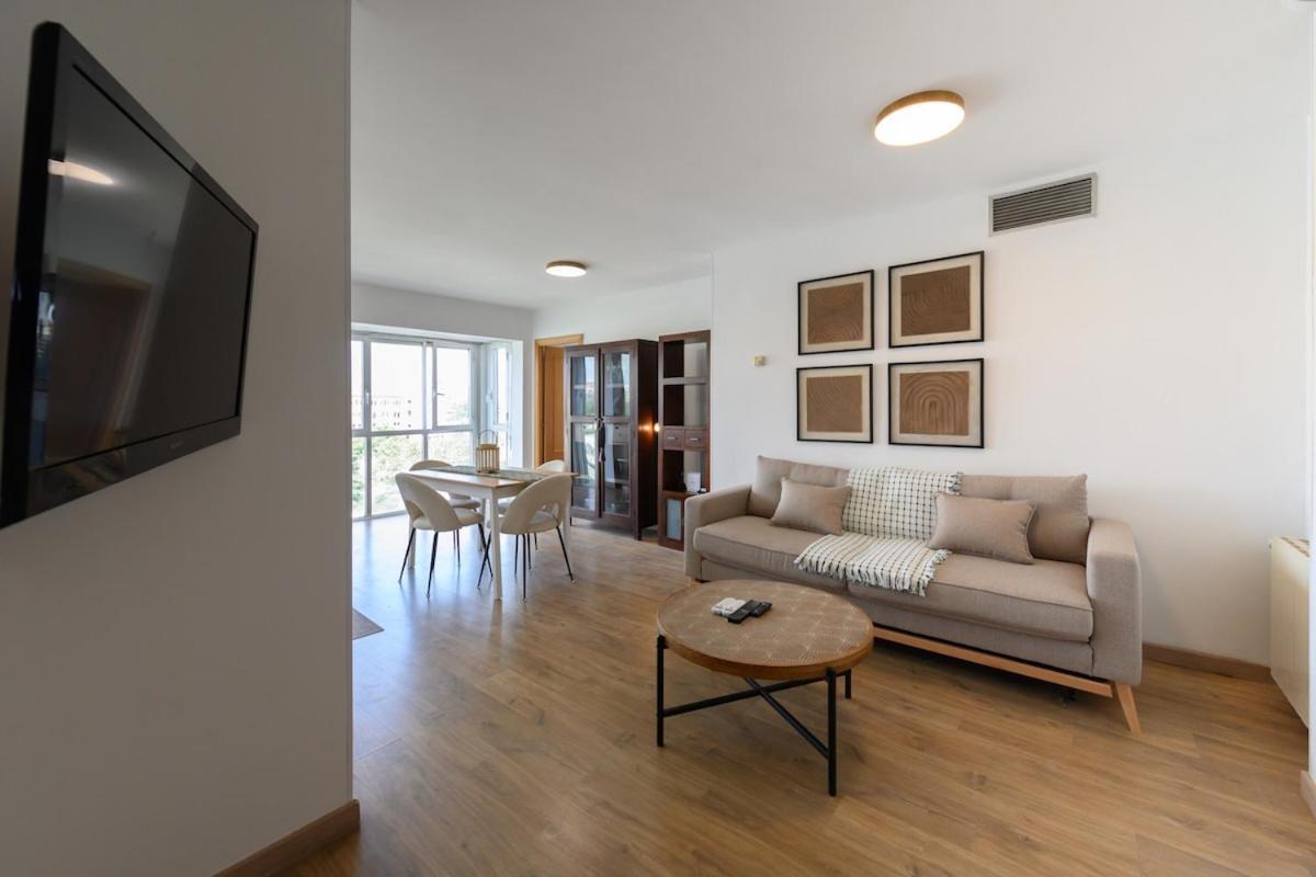 Modern 1 Bedroom With Pool Temporal Vdz36a Apartment Madrid