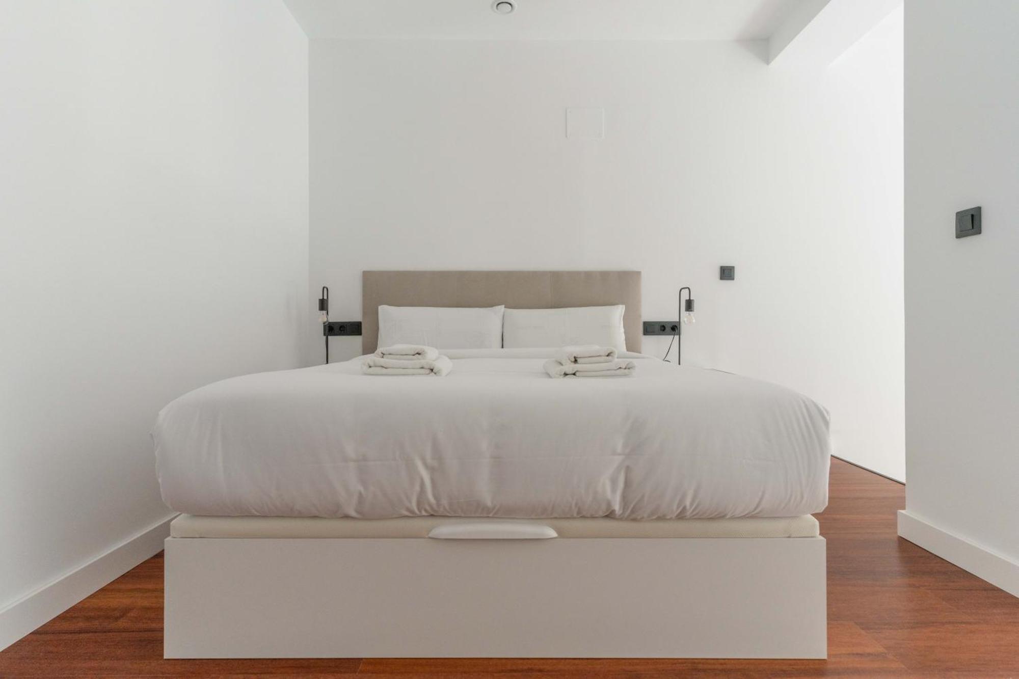 Modern Duplex-2bedrooms 2baths-ventas Lejlighed Madrid