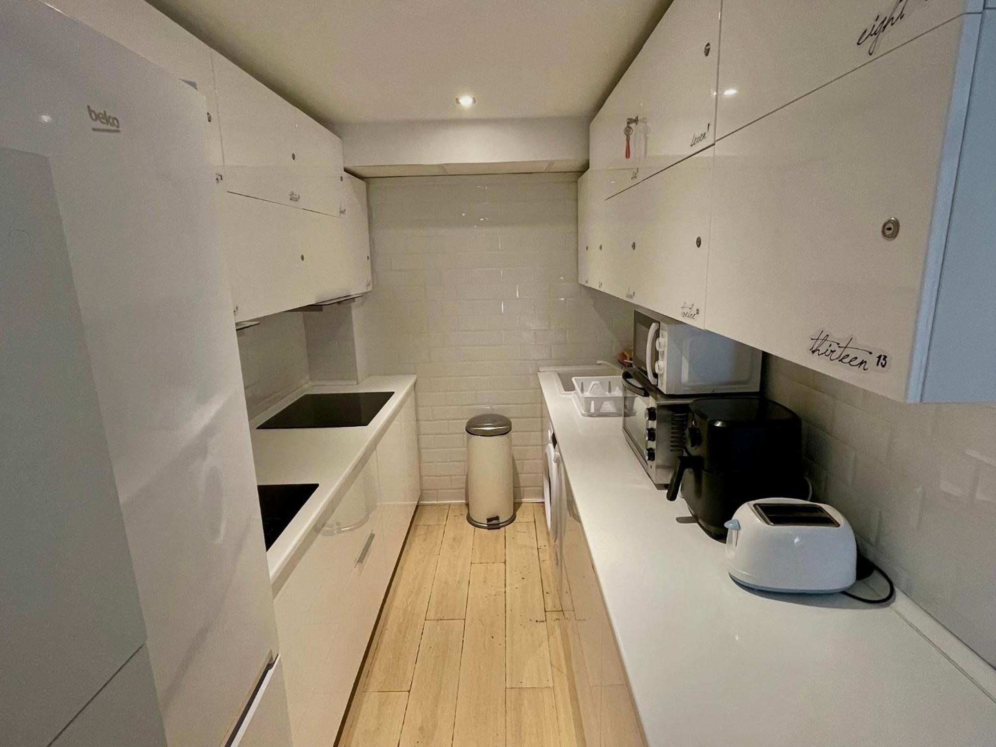 Hostel Gran Via -no Ac-