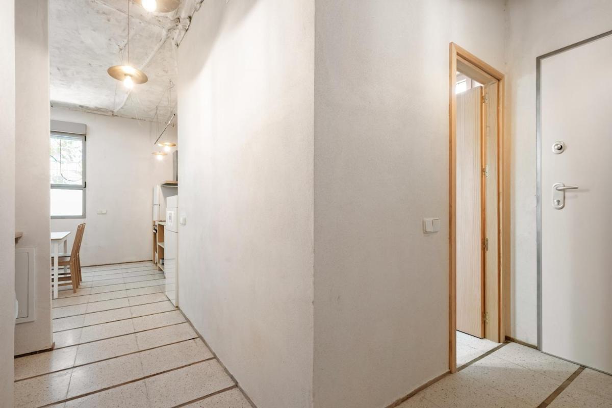 Cosy Flat With Good Connections - Luis Ruiz 2
