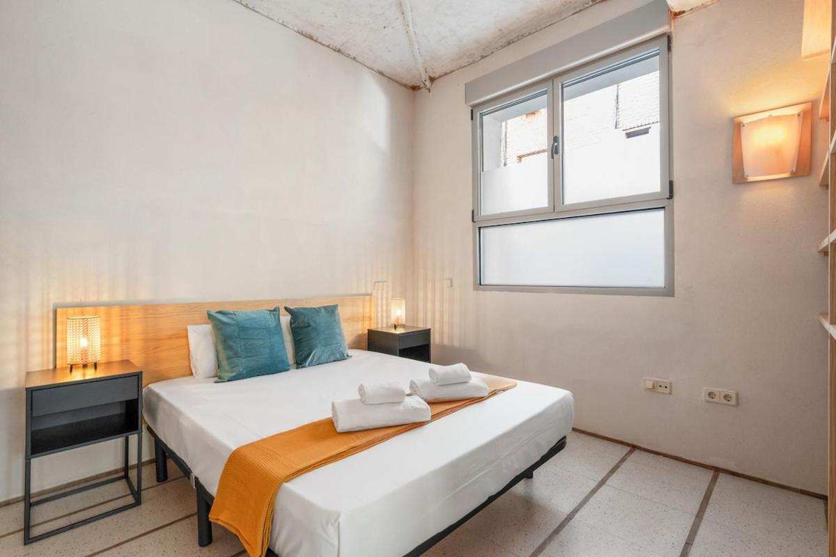 Cosy Flat With Good Connections - Luis Ruiz 2 *