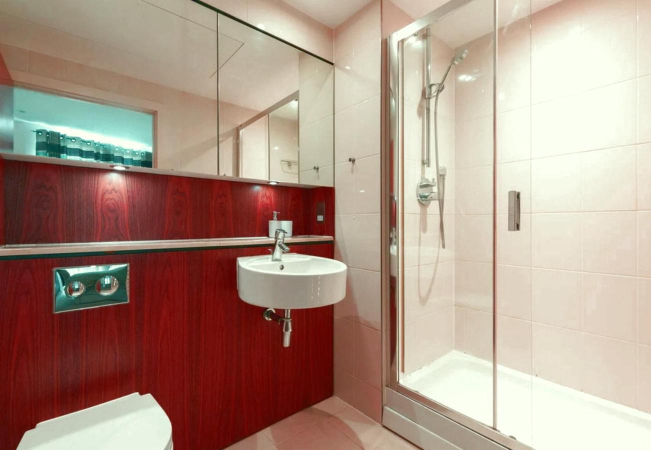 4 Bedrooms Puerta De Alcala * Madri