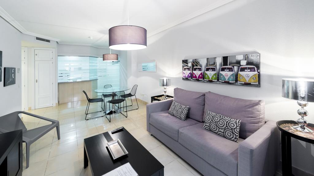 Apartment Wootravelling Plaza De Oriente Homtels *