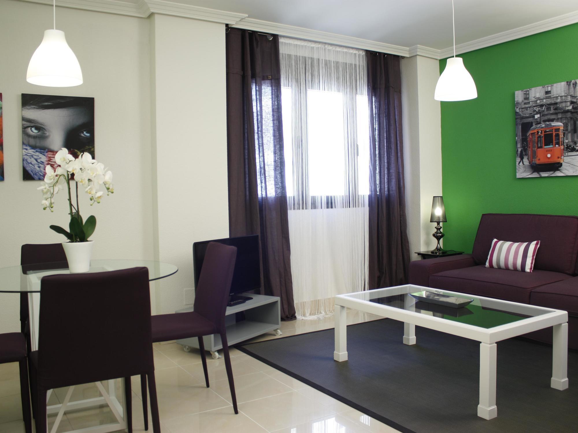 Wootravelling Plaza De Oriente Homtels Apartment