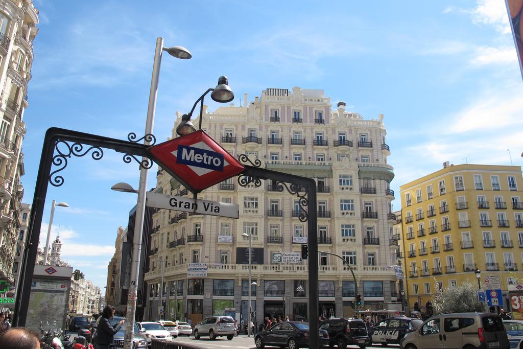 Gran Via Sol Valverde Parking Gratis Apartment Madrid