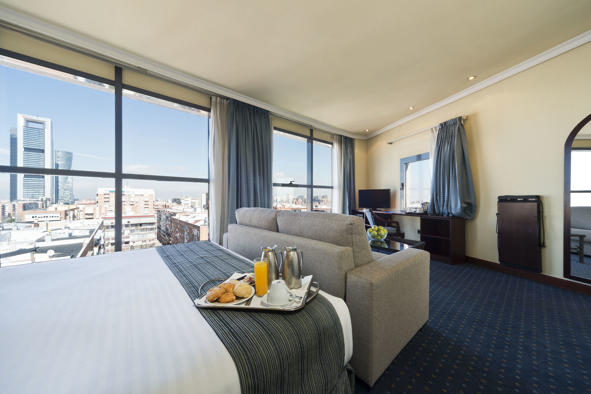 Crisol Via Castellana 4*