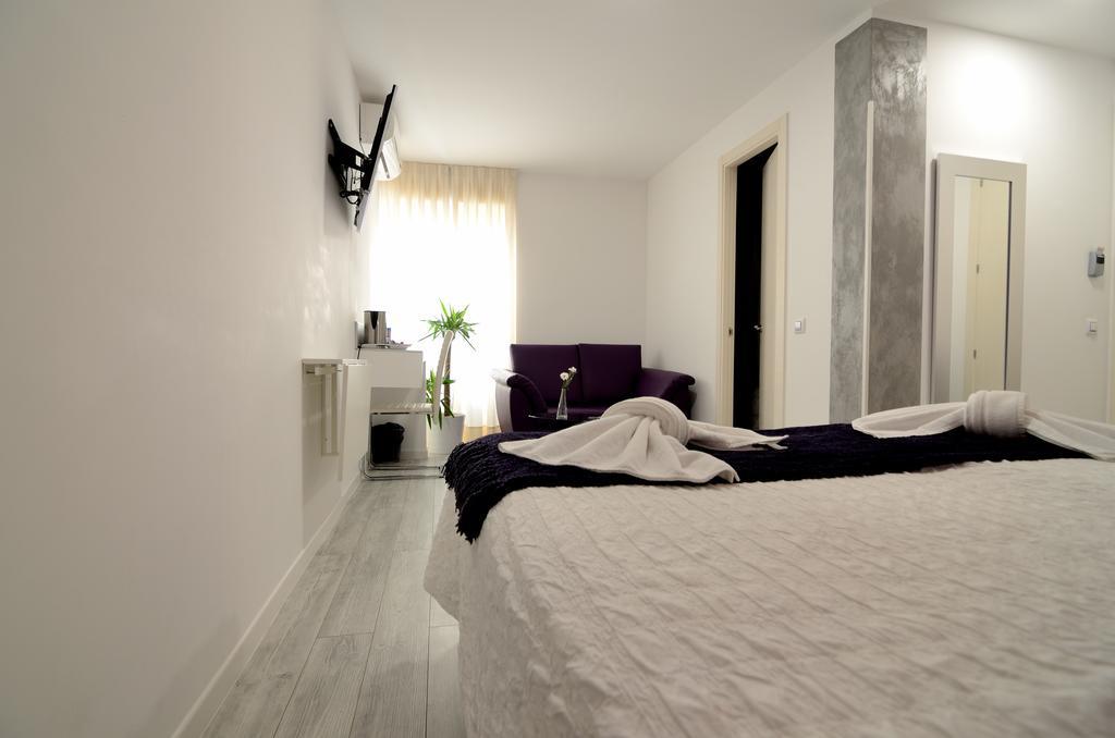 Alexis Guest house