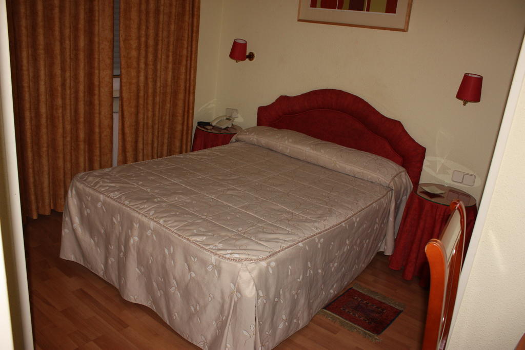 Casa de hóspedes Artico Madri
