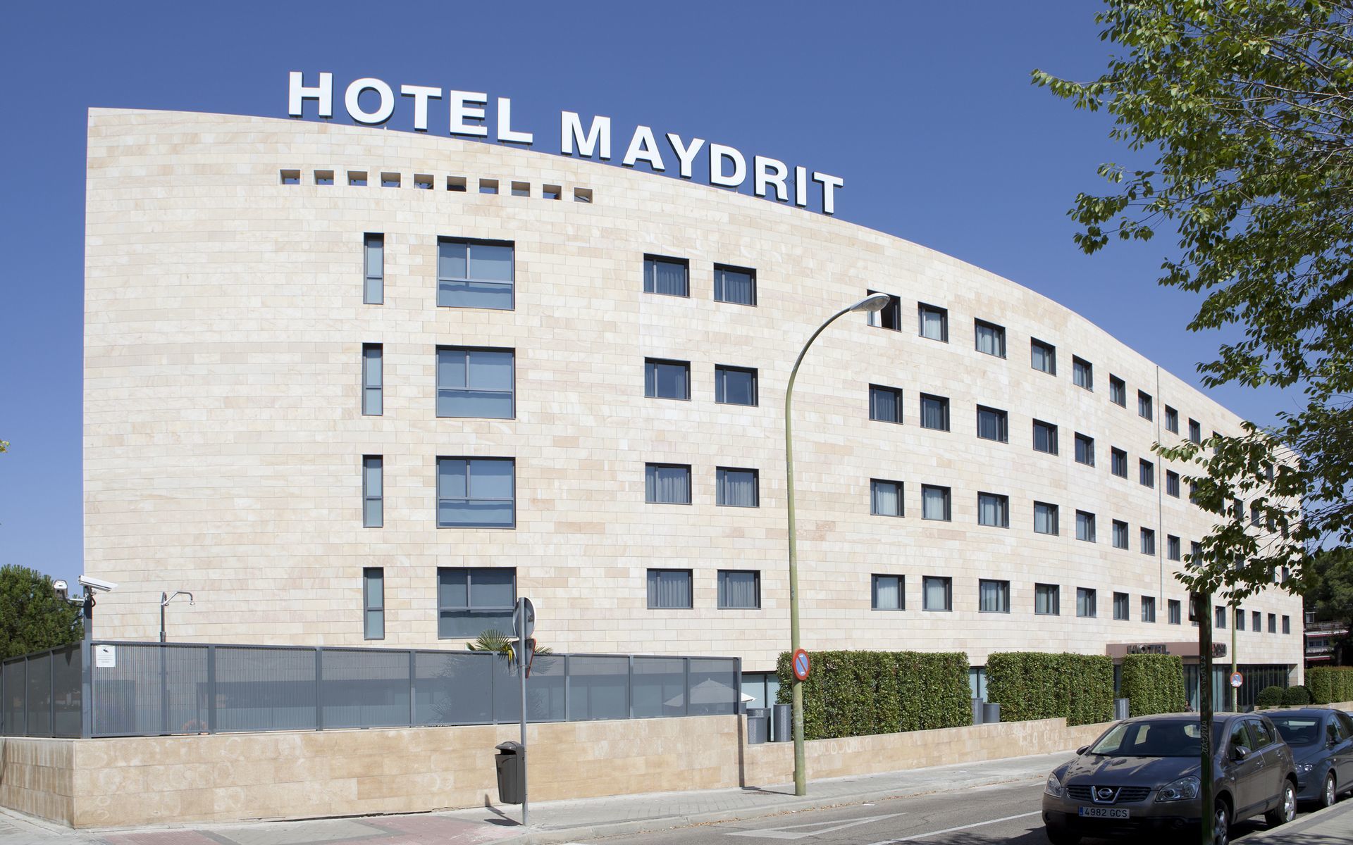 Maydrit Airport Madri
