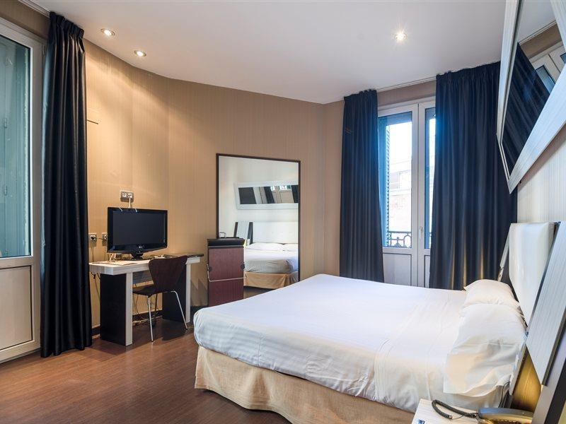 Petit Palace Triball Hotel Madri