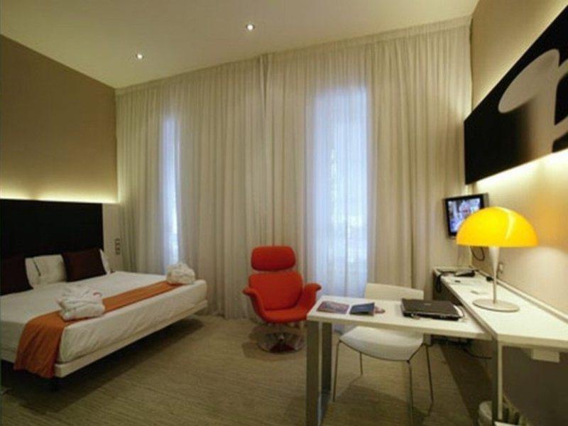 Icon Embassy Hotel Madri