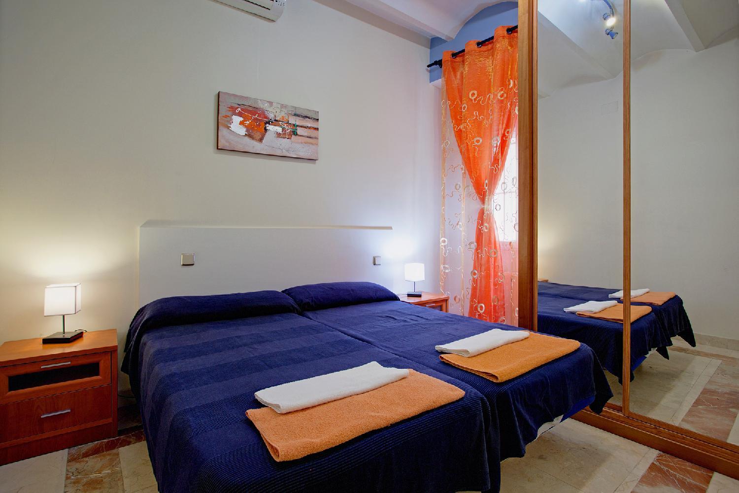 Apartment Santa Ana Madrid