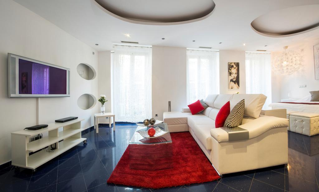 Alaia Holidays Gran Vía Apartamento Madri