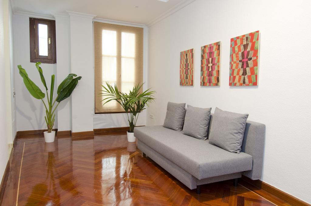 Fernando Vi Apartment *