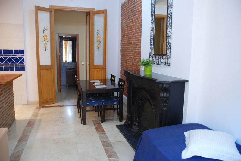 Santa Ana Apartment *