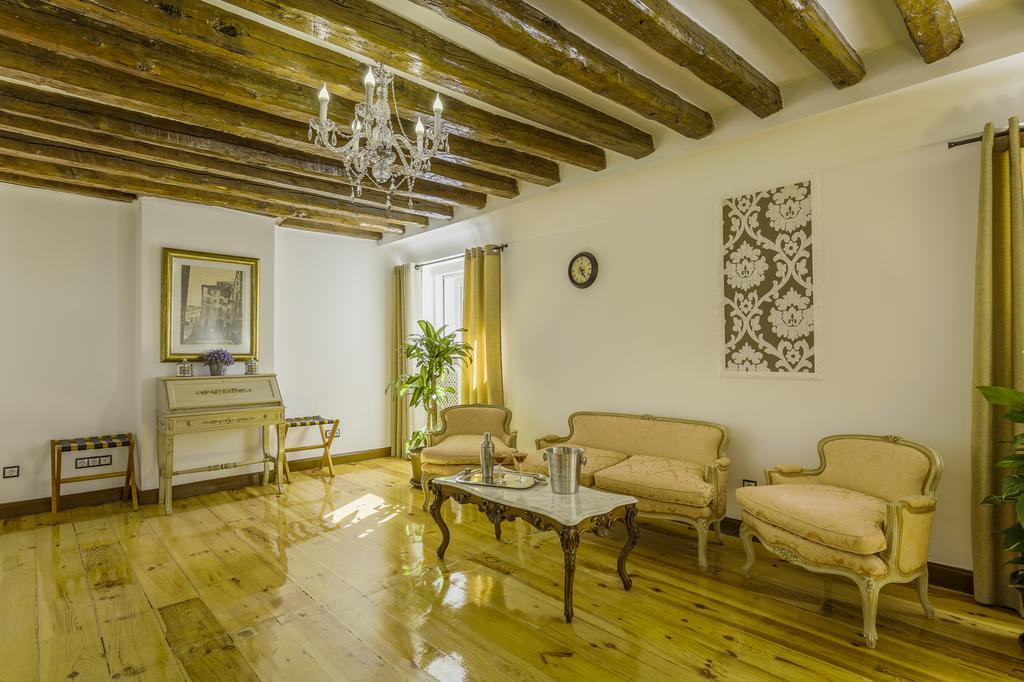 Oriente Palace Lejlighedshotel