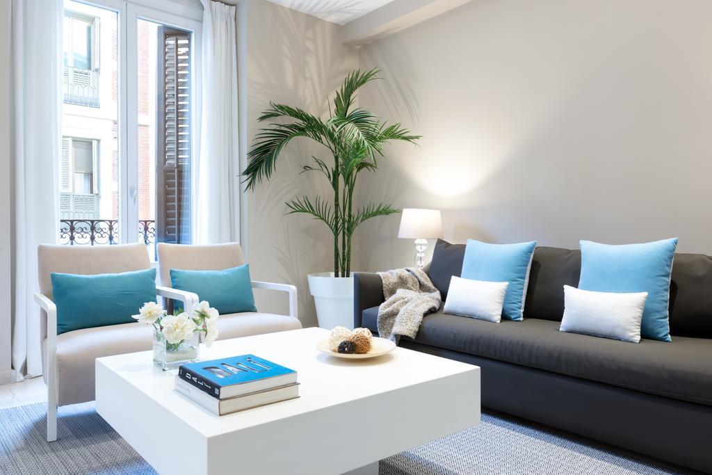Apartment Carretas Madrid