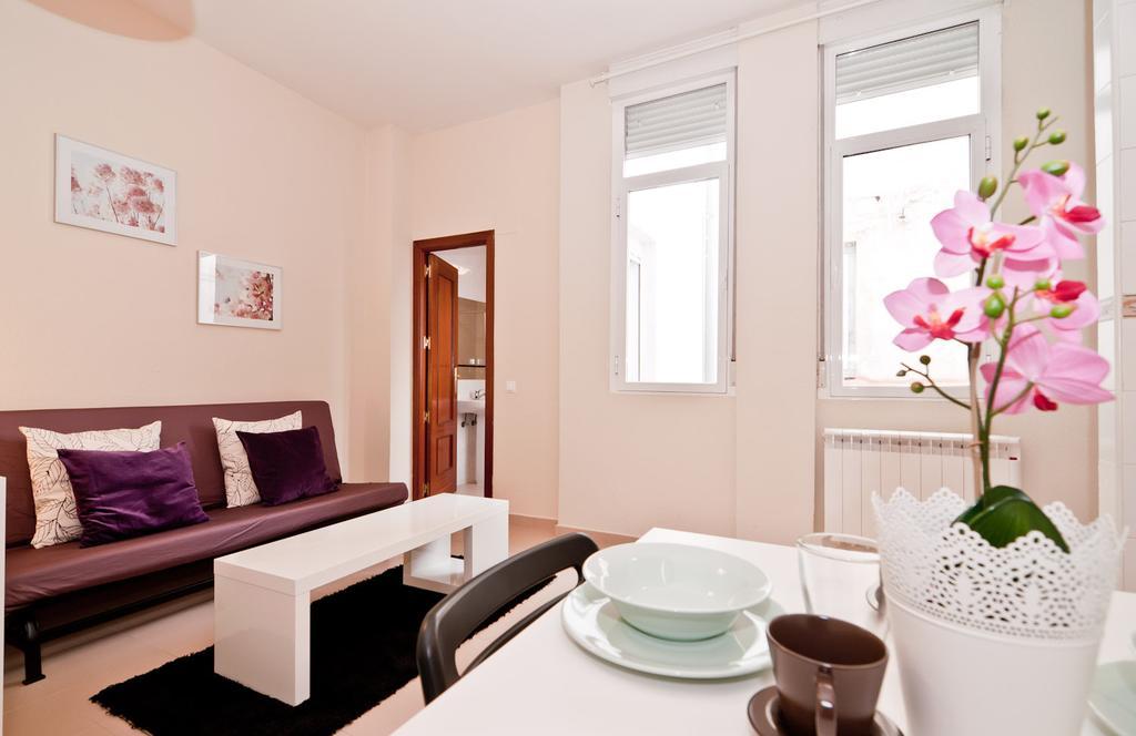 L&h Plaza Santa Ana Apartment Madrid