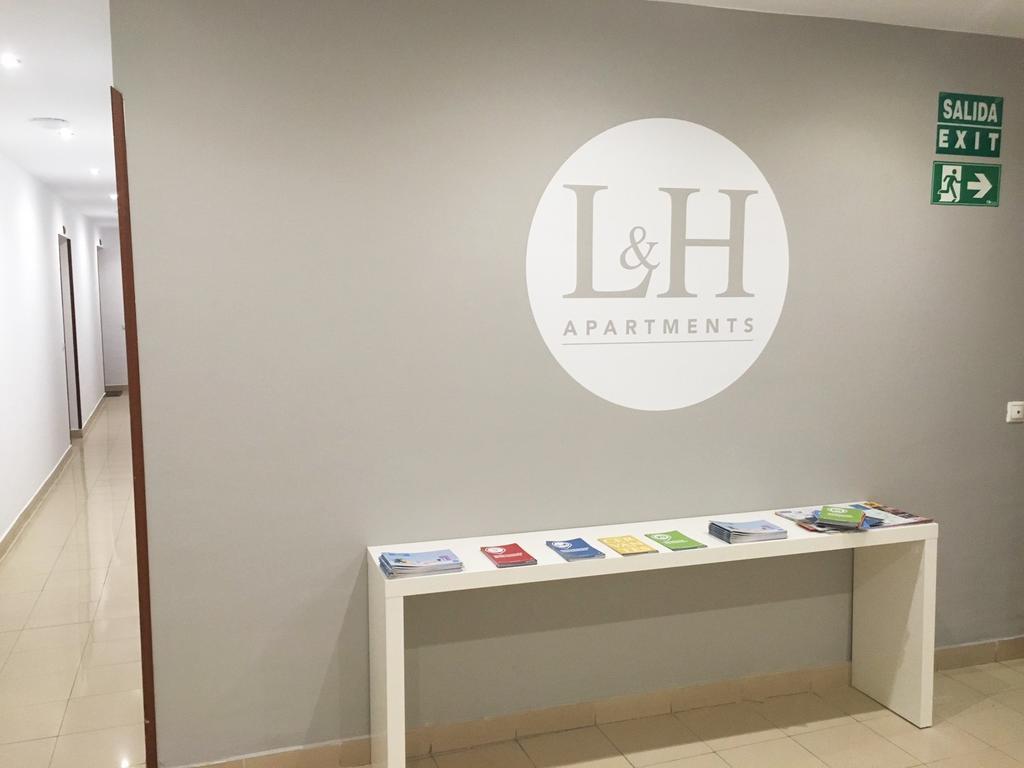 L&h Plaza Santa Ana Apartment Madrid