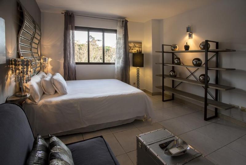 Wootravelling Plaza De Oriente Homtels Madrid