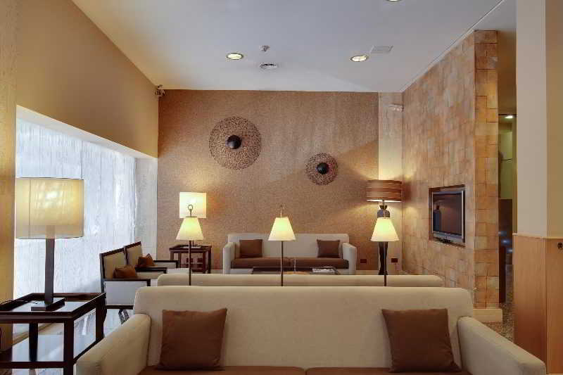 Hotel H10 Tribeca Madrid