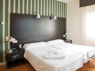 Hotel Reyes Catolicos 3*