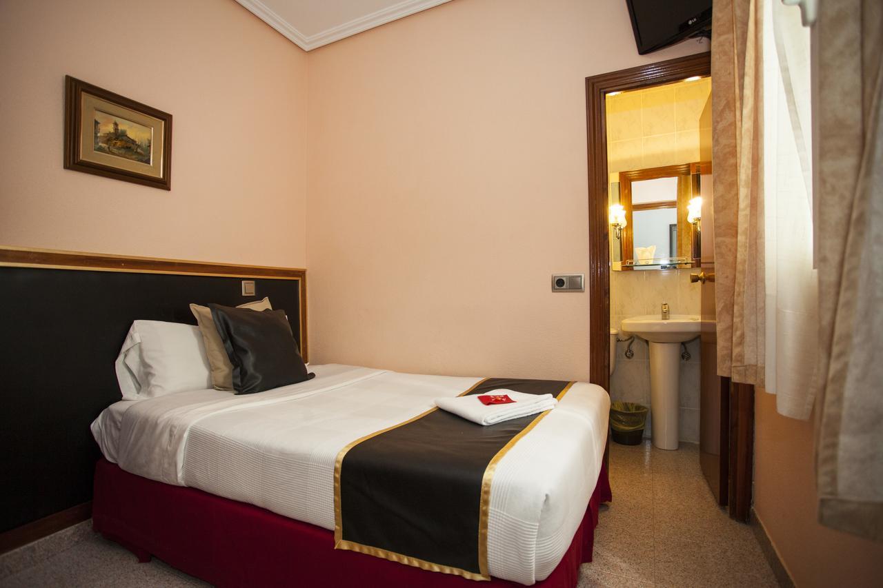 Ch Chelo Guest house Madrid