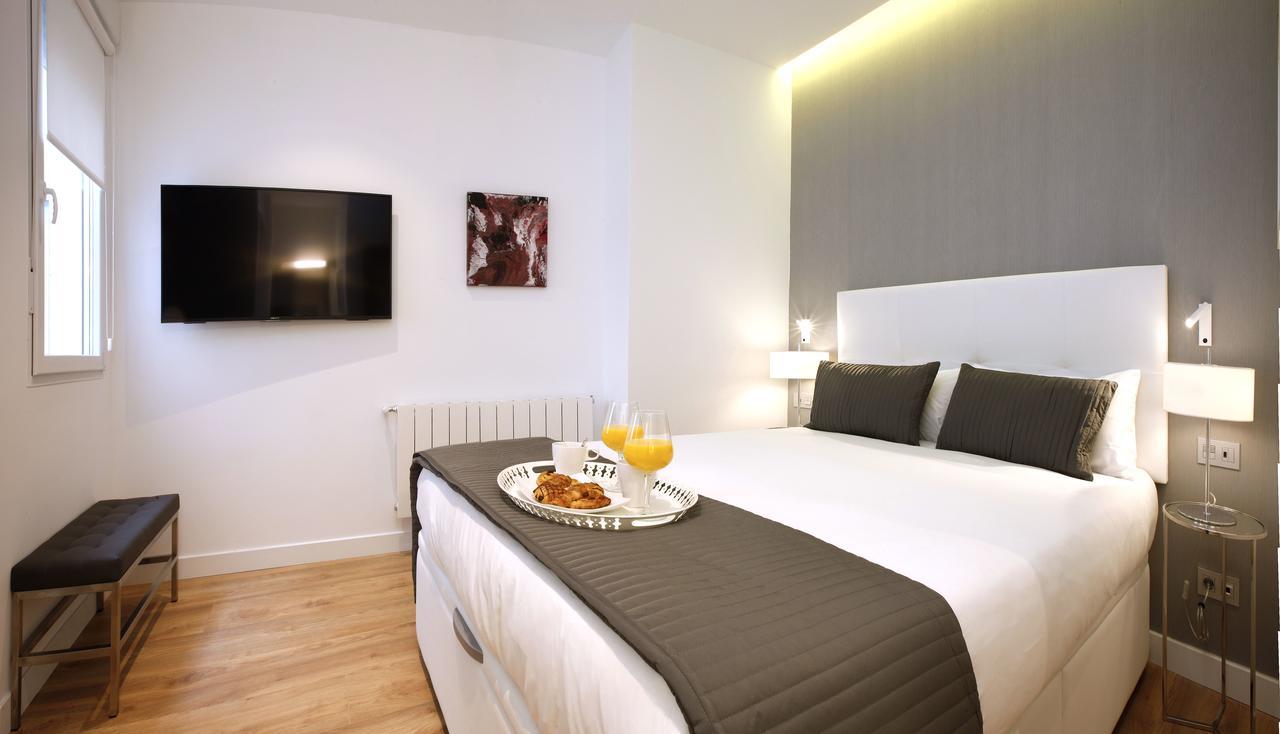 Opera Apartment *