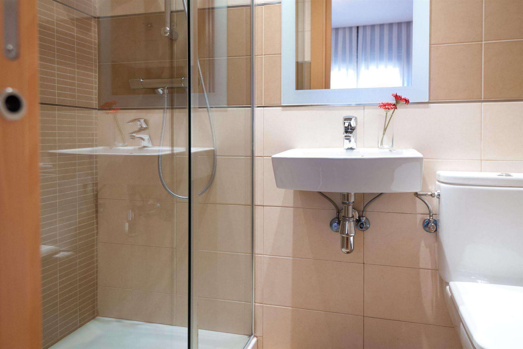 Guest house Abami Ii 2*
