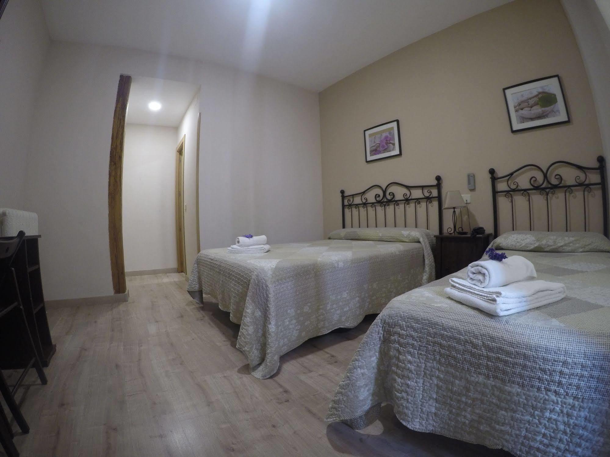 El Pilar Guest house 2*