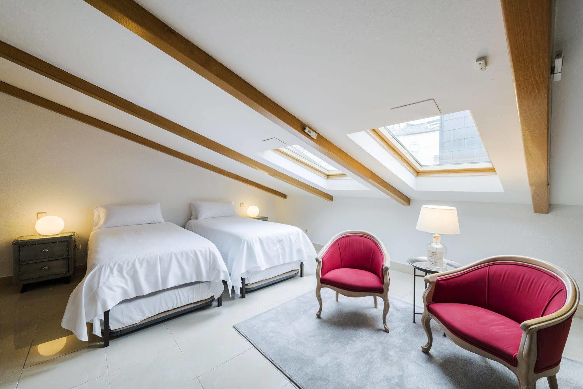Wootravelling Plaza De Oriente Homtels *