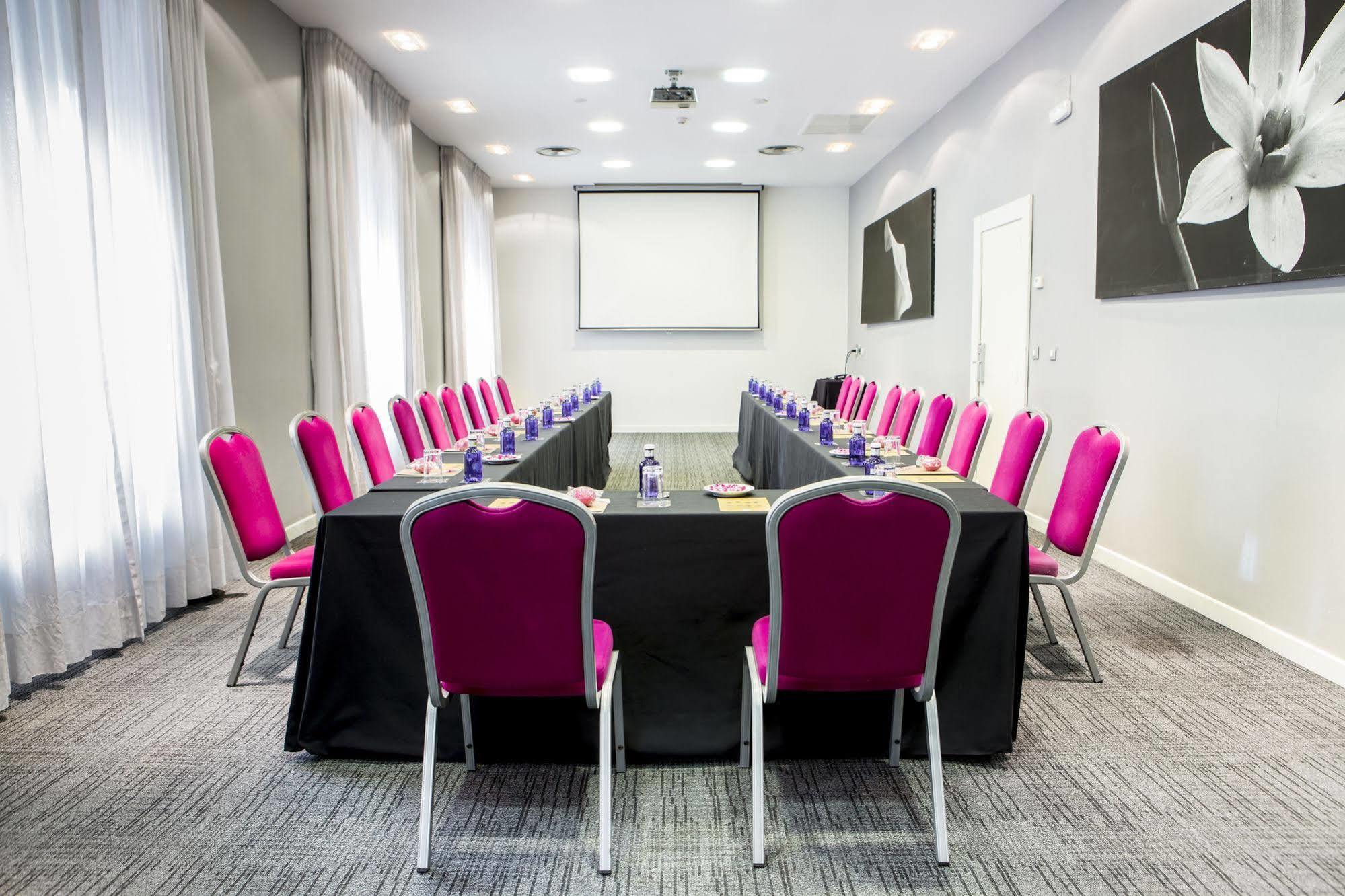 Icon Embassy Hotel Madri