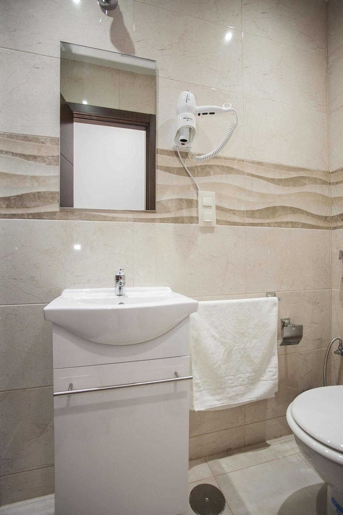 Guest house Rincon De Sol - Centro - Self Checkin Madrid