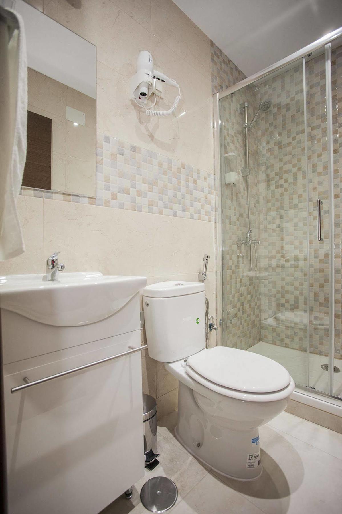 Guest house Rincon De Sol - Centro - Self Checkin Madrid