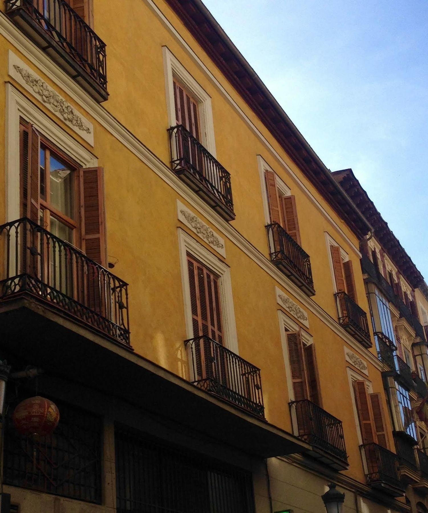 L&h Plaza Santa Ana Madrid