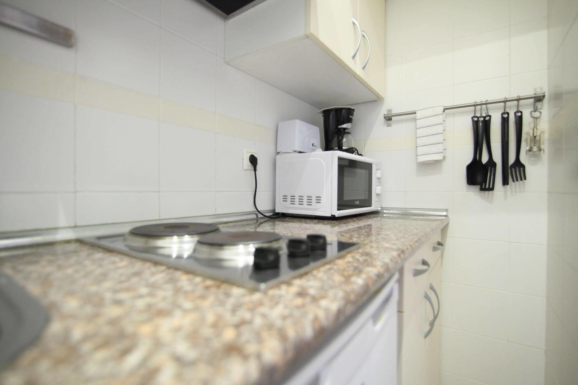 Apartment L&h Plaza Santa Ana Madrid