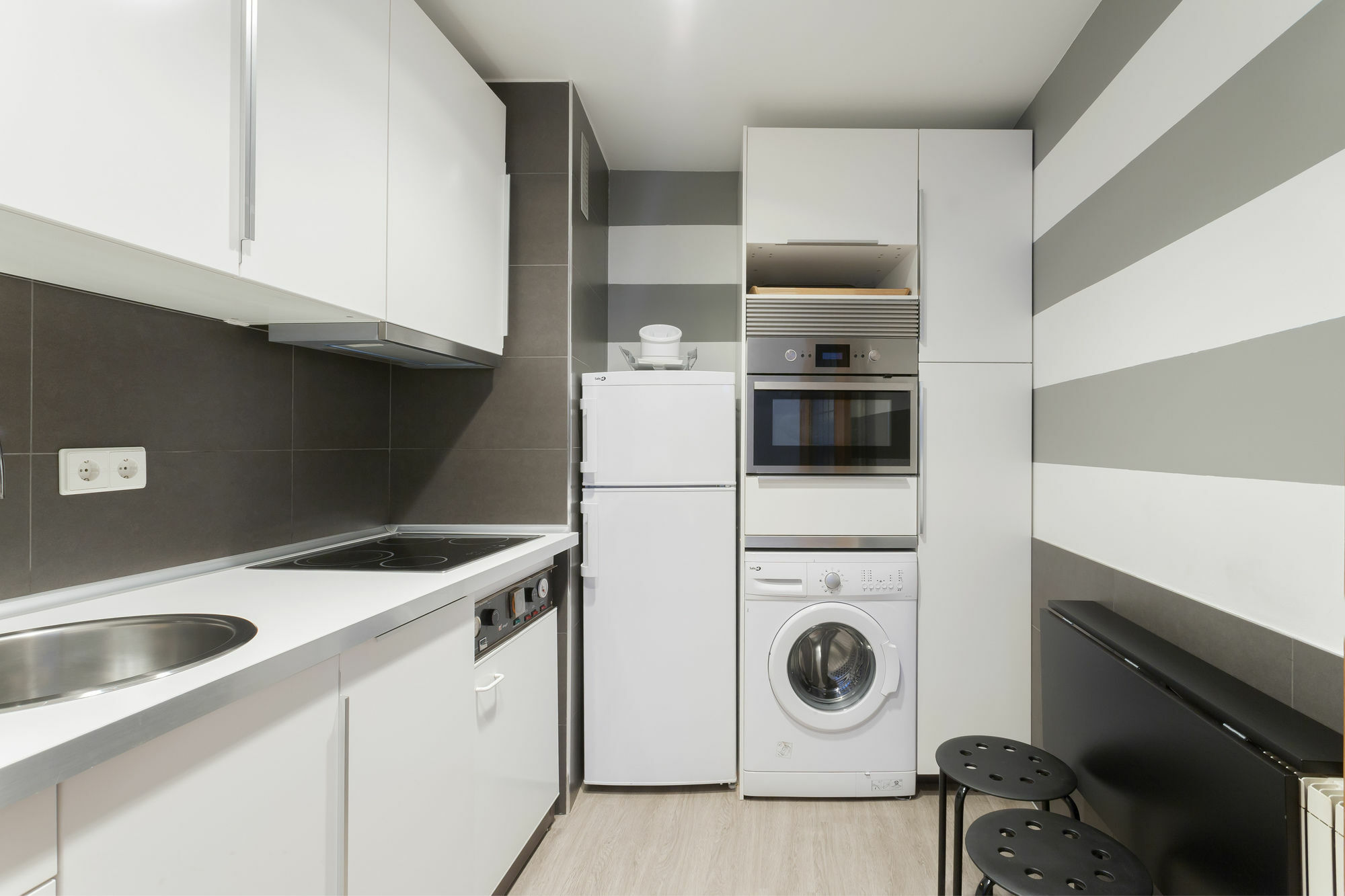 Apartamento Forever Young Plaza Espana Madri