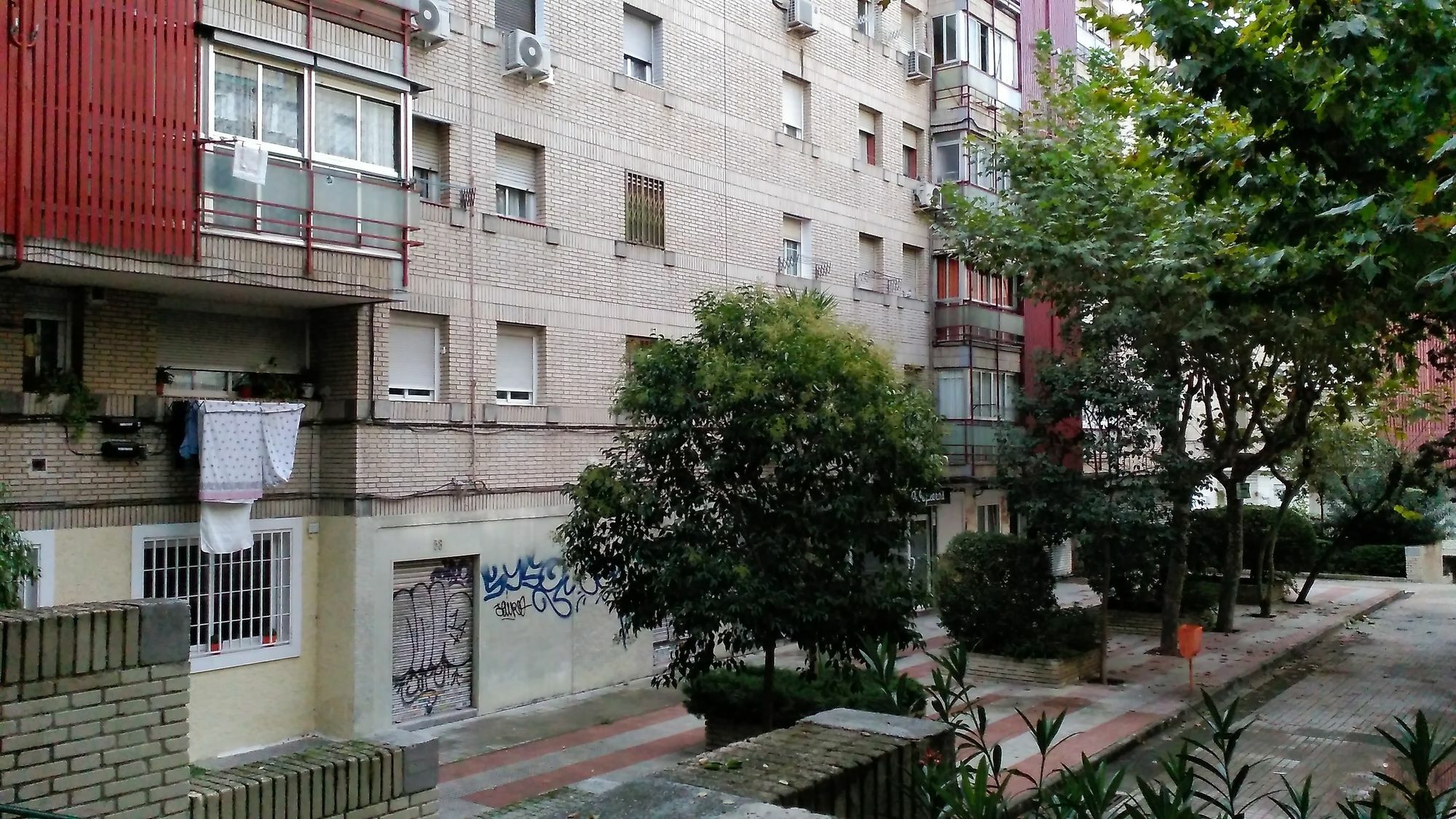 Apartment Rent 3 *