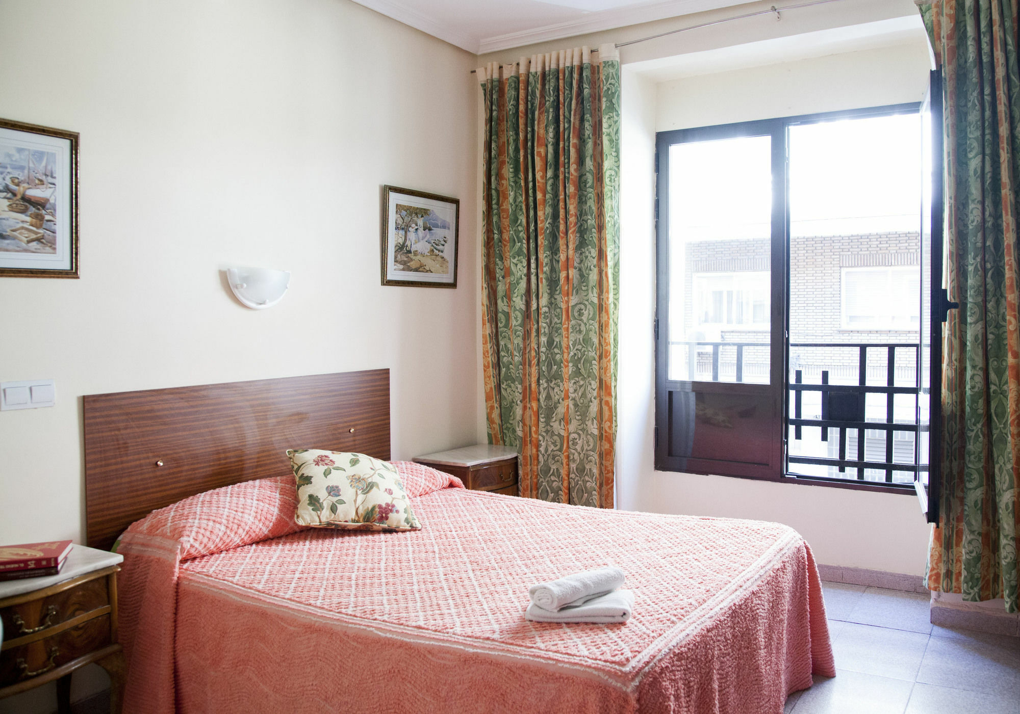 Arriaza Guest house