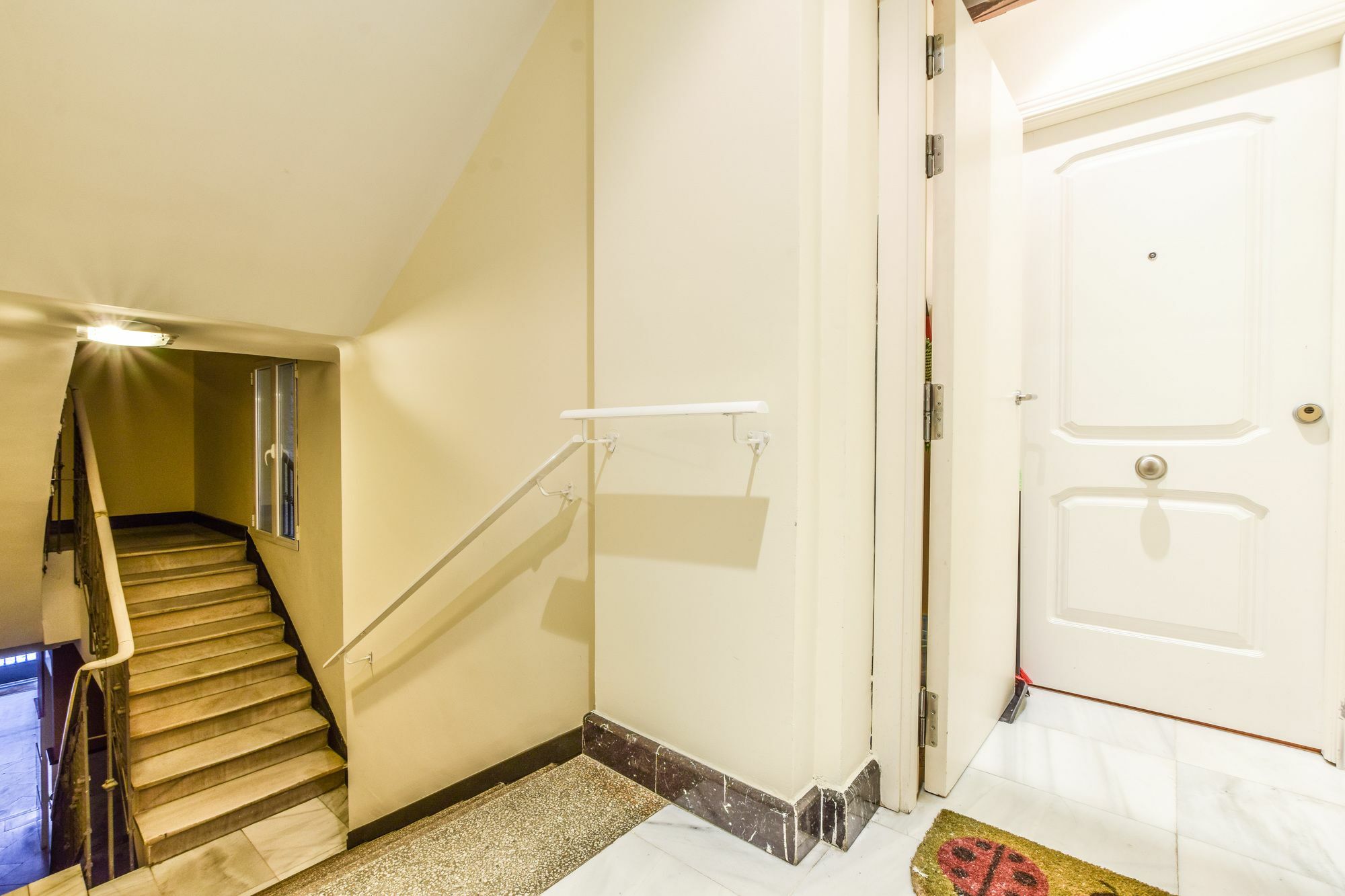 To Rent Augusto Figueroa Apartment