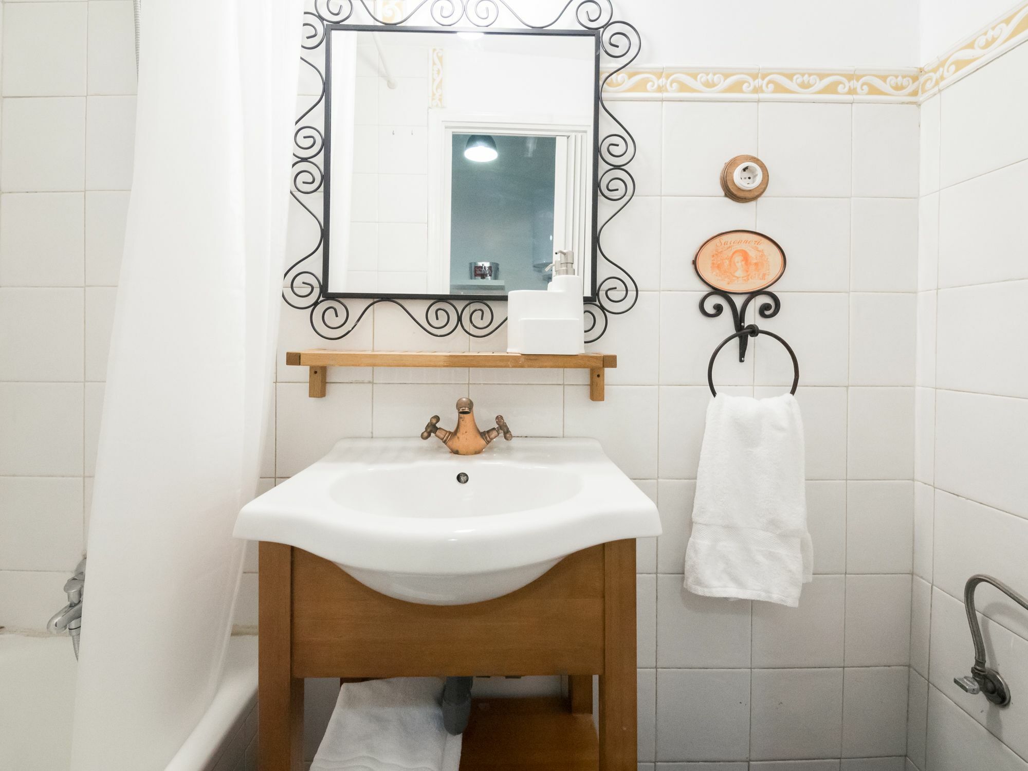 Apartment To Rent Augusto Figueroa *