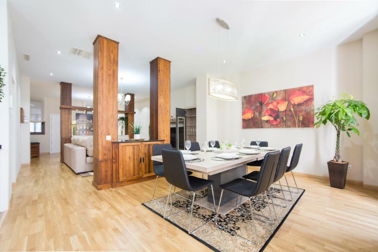 Royal Gran Via. Apartment Madrid