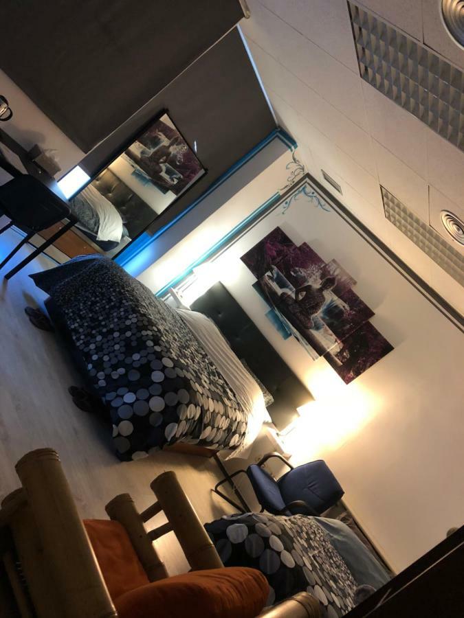Privatunterkunft Parsa H Madrid