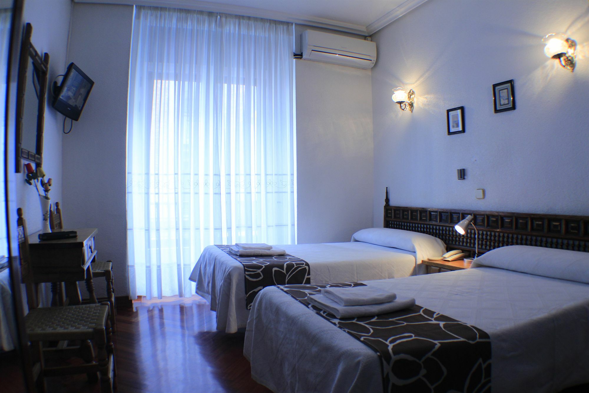 Esmeralda Madrid