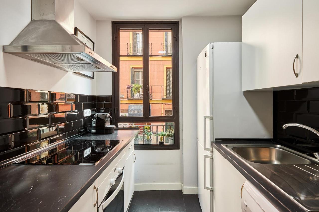 Apartment Conde Duque St