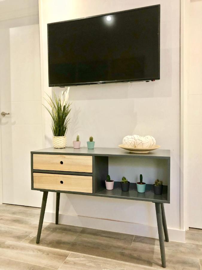 Apartment Apartamento Almonacid - Nuevo, Mucho Encanto, A/a, Wifi, Bien Comunicado *