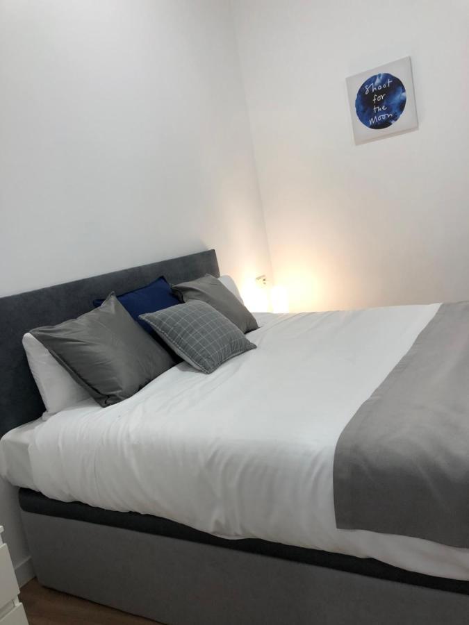 Opera Roost Guest house *